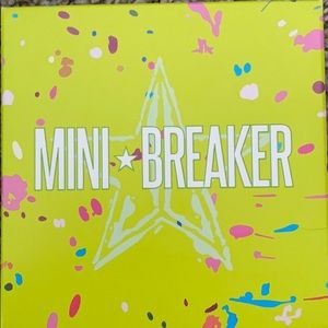 Jeffree Star mini breaker palette